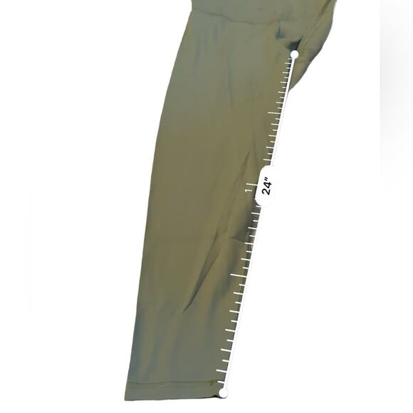 Offline by aerie Real Me‎ High Rise Olive Green 7/8 Ankle Leggings Sz L NEW - Picture 11 of 11